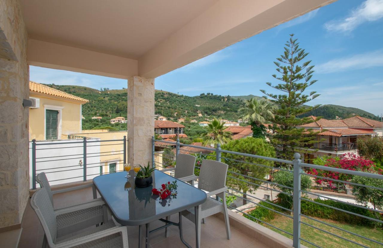 Liri'S Apartments Kalamáki Kültér fotó
