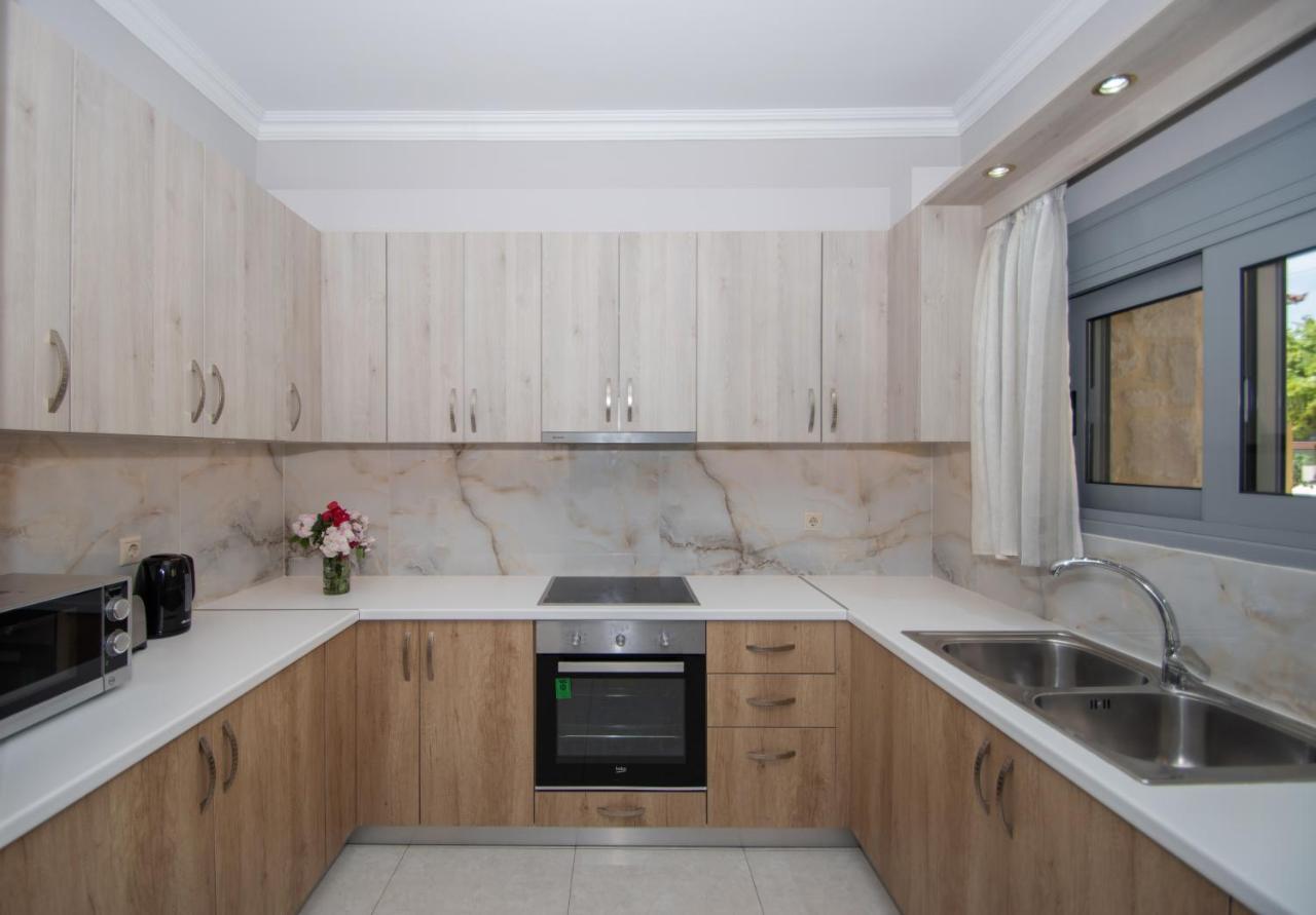 Liri'S Apartments Kalamáki Kültér fotó